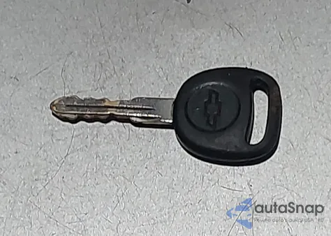 2001 Chevrolet Silverado 1500 Ls from USA, damaged, VIN 2GCEK19T811145862